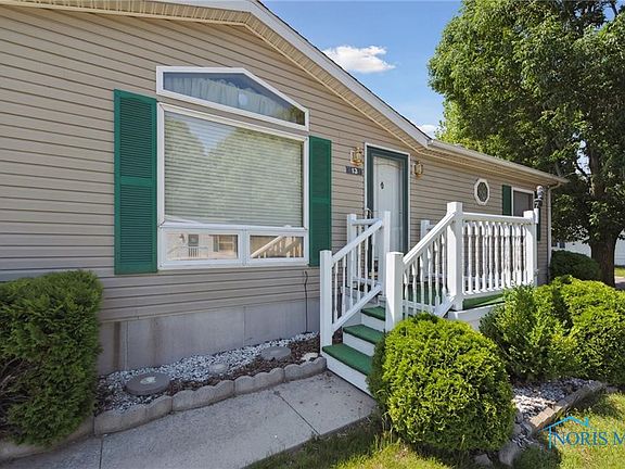 4th image of 14900 County Road H Unit 13