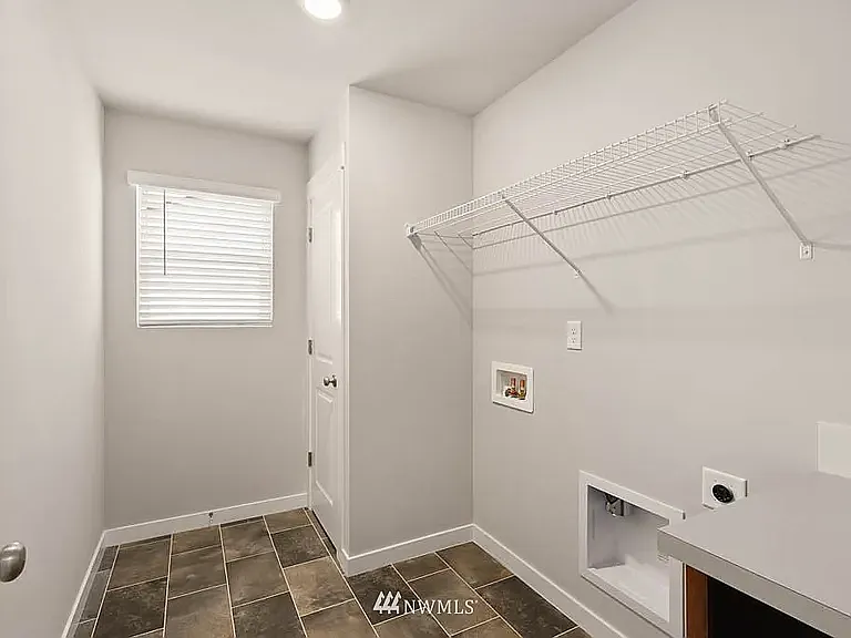 11031 Emmons Ct E — Photo 13