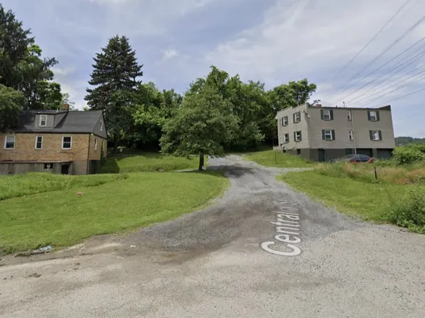 3675 Centralia St, Pittsburgh, PA 15204