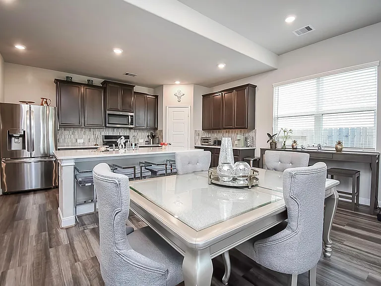 4218 Rocky Plains Ln — Photo 12