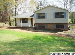 112 Jason Dr, Oxford, AL 36203