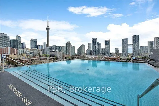 560 King St W #203 — Photo 30