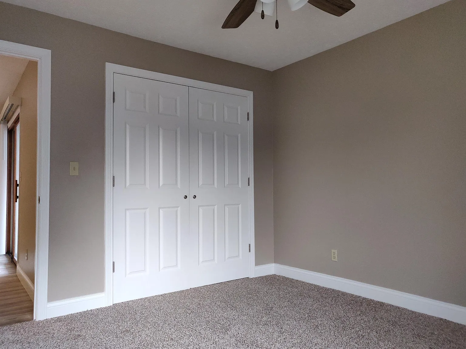 625N4 #11 — Photo 4