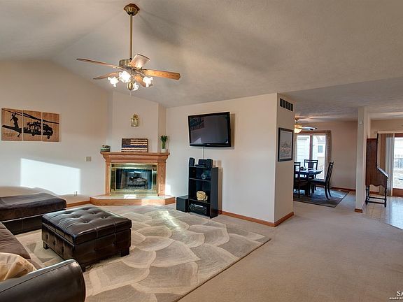 3rd image of 1101 Eastgate Dr