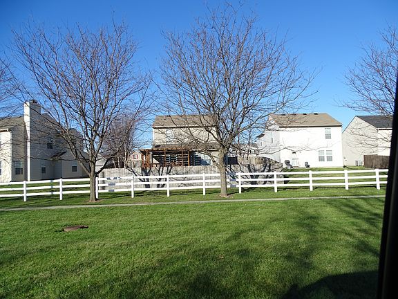 5th image of 10717 Chenille Ct