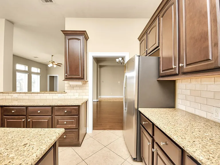 5315 Troutline Ln — Photo 10