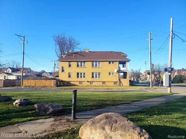 4803 Lonyo St, Detroit, MI 48210