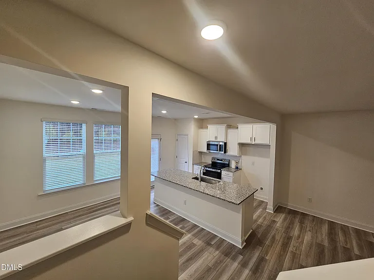 48 Bloodroot St — Photo 13