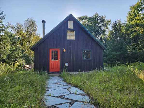 424 Five Road, Carmel, ME 04419