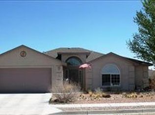 6832 Deerbourne Rd NW, Albuquerque, NM 87114