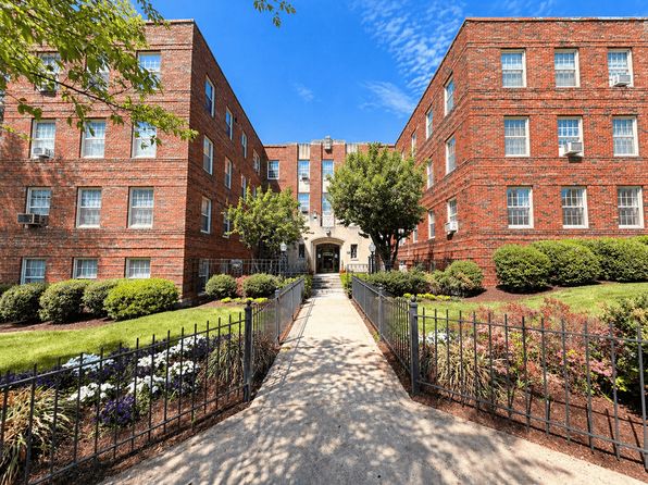 1401 Sheridan St NW #302