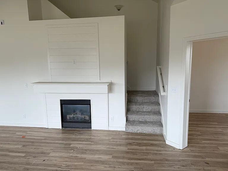 21 N Country Bend Rd — Photo 6