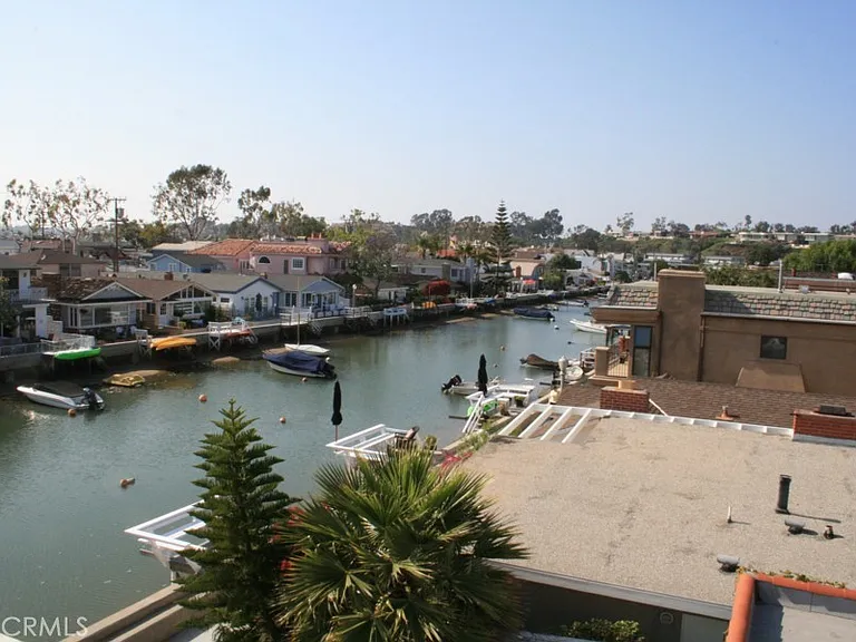 200 Grand Canal — Photo 39