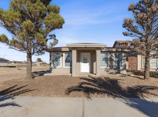 636 Danube Dr, Horizon City, TX 79928