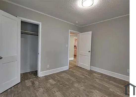 1114 Henderson Ave — Photo 11