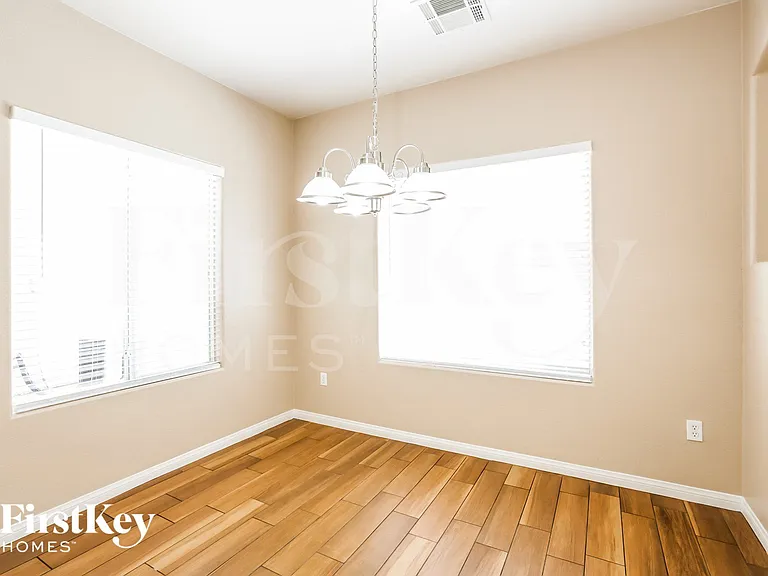 7872 Juniper Forest St — Photo 5