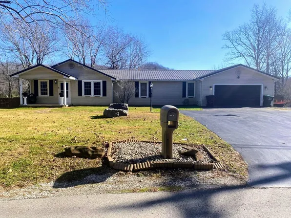 1968 Black Creek Rd, Clay City, KY 40312