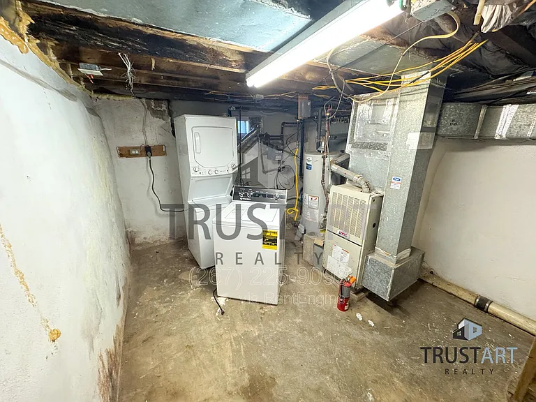 2629 N Palethorp St — Photo 12