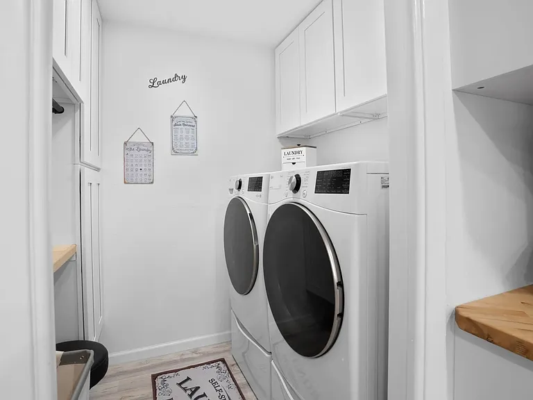 275 Donna Ave — Photo 26