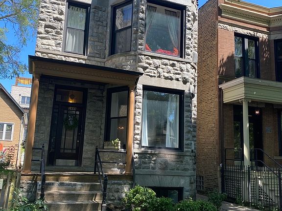 2nd image of 3449 N Marshfield Ave #1