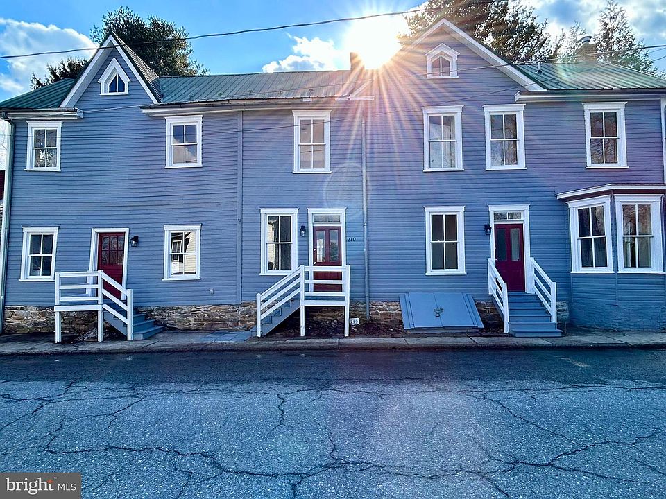 1st image of 210 E Main St