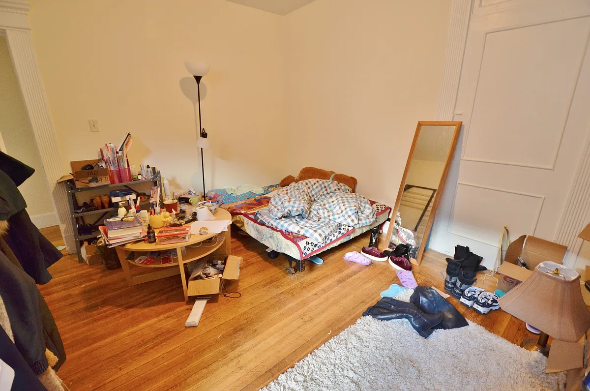 Building Photo - 135 Peterborough St #23