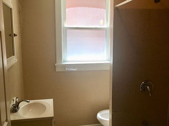 4th image of 5309 Michigan Ave #1S