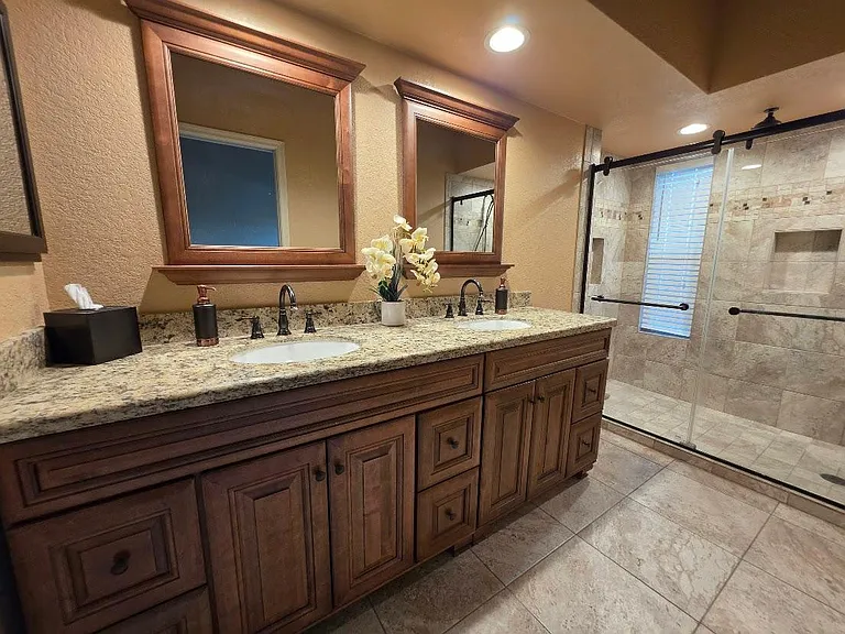 10015 E Mountain View Rd #1002 — Photo 19