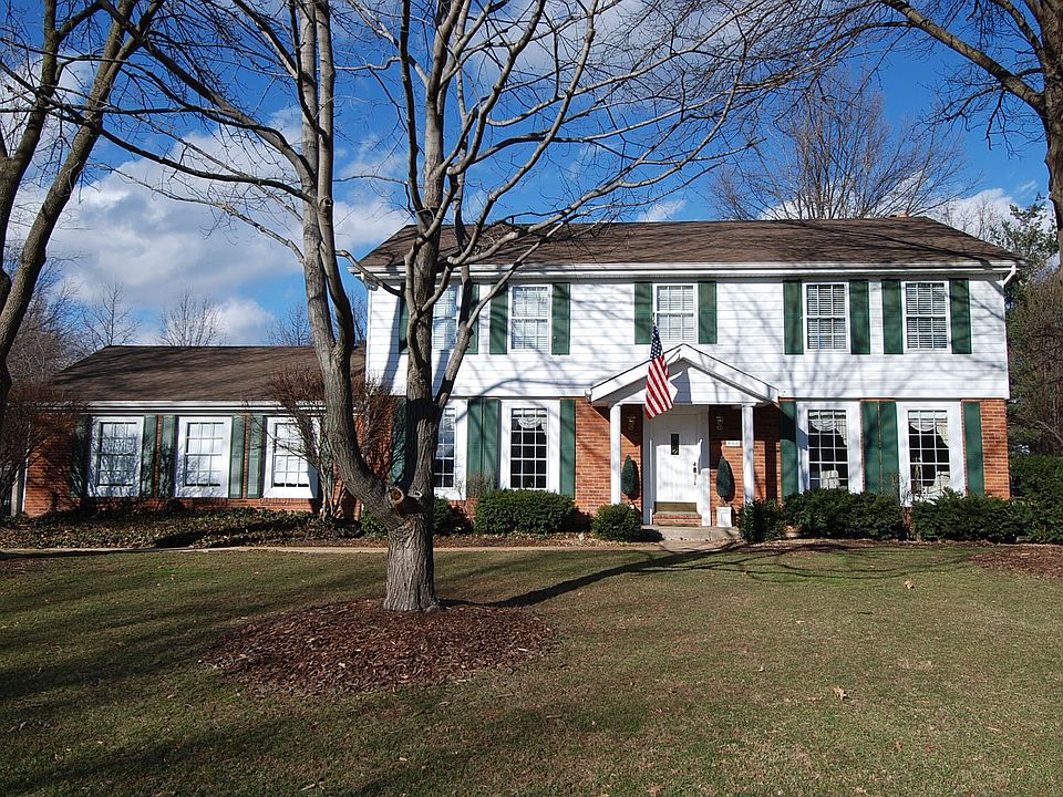 1st image of 911 Camargo Dr