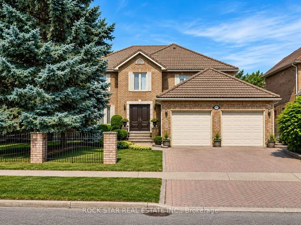 1807 Tattersall Way, Mississauga, ON L5M 3H7
