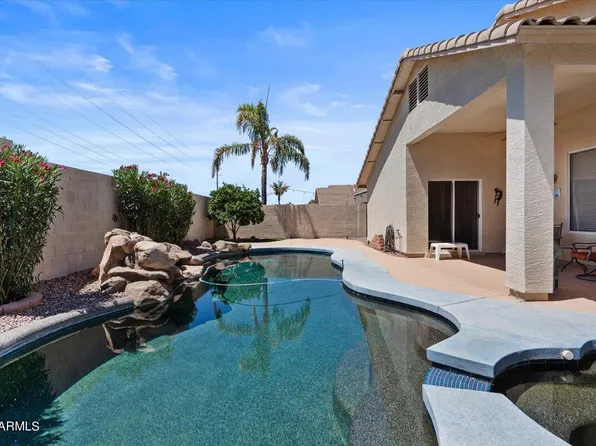 3449 S JOSHUA TREE Lane, Gilbert, AZ 85297