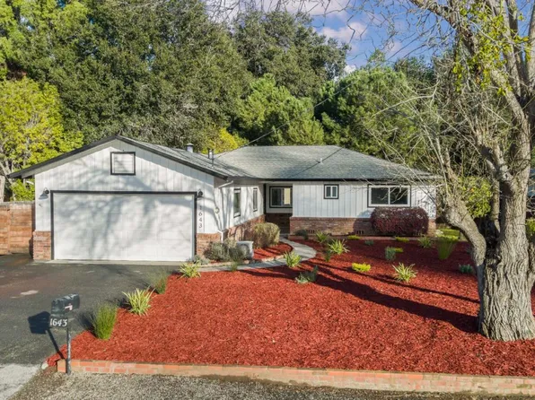 1643 Christina Dr, Los Altos, CA 94024