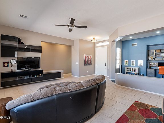 3rd image of 730 W Ebony Way