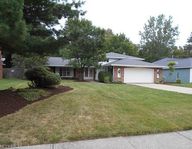 1st image of 17064 Hunting Meadows Dr