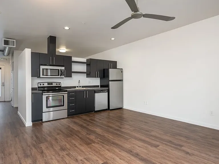 Reliable Apartments — Photo 13