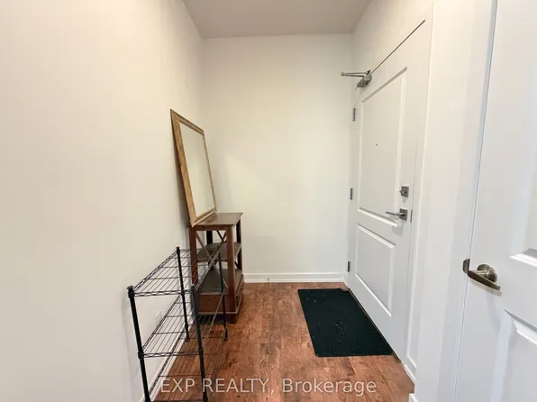 81 Robinson St #601, Hamilton, ON L8P 0C2