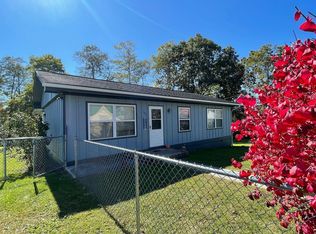 103 Thurmond St, Oak Hill, WV 25901