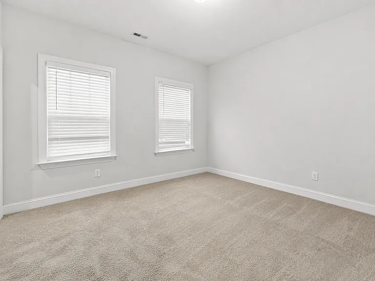 736 Precipice Way — Photo 28