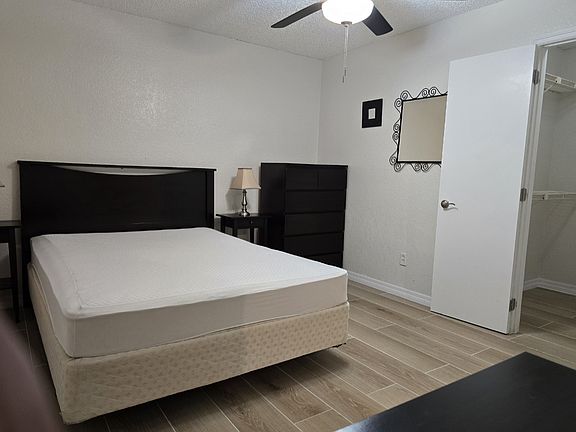 4th image of 5100 Conroy Rd APT 117