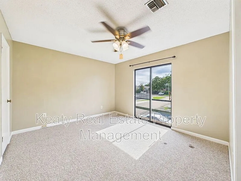 2 bed, 2.0 bath, 1000 sqft, $950 — Photo 3