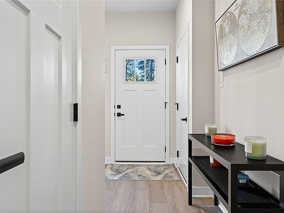 5th image of 258 Chesna Dr