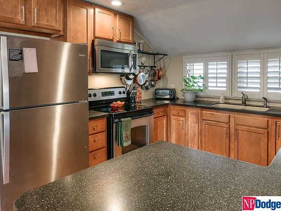 5th image of 903 Bellevue Blvd S