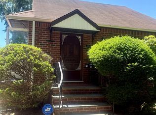 25742 145th Avenue, Rosedale, NY 11422