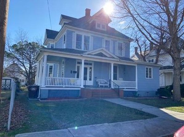 206 Oakley St APT 4