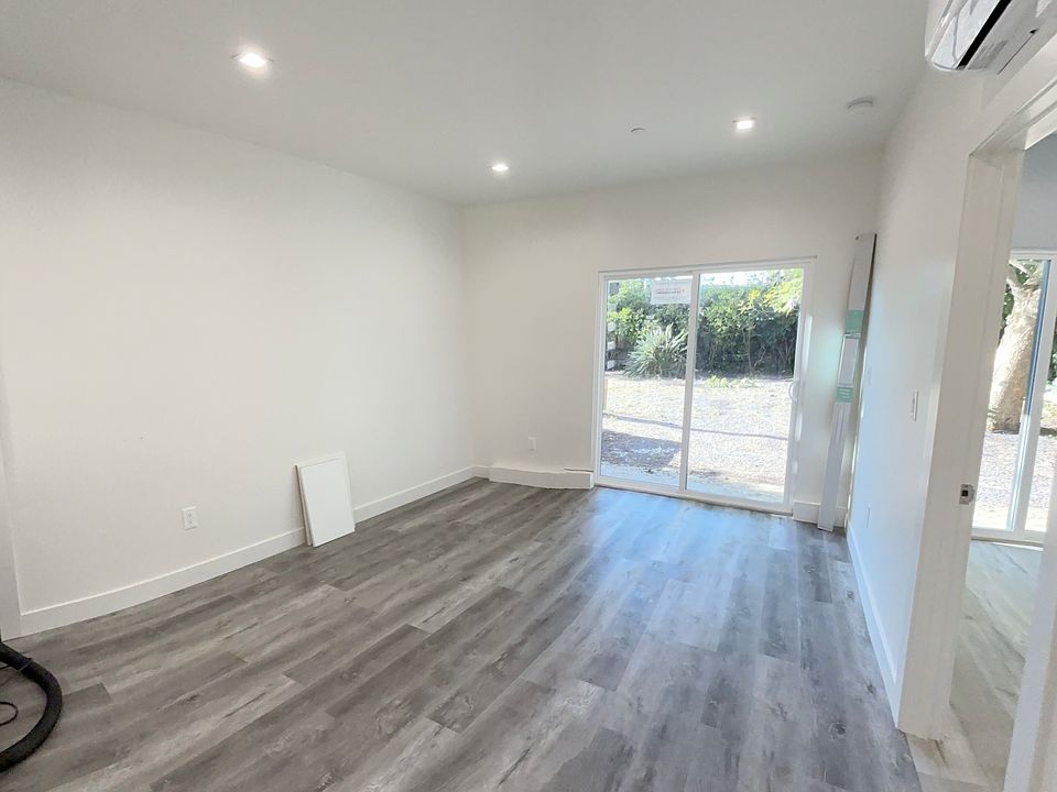 1st image of 5424 Garden Grove Ave