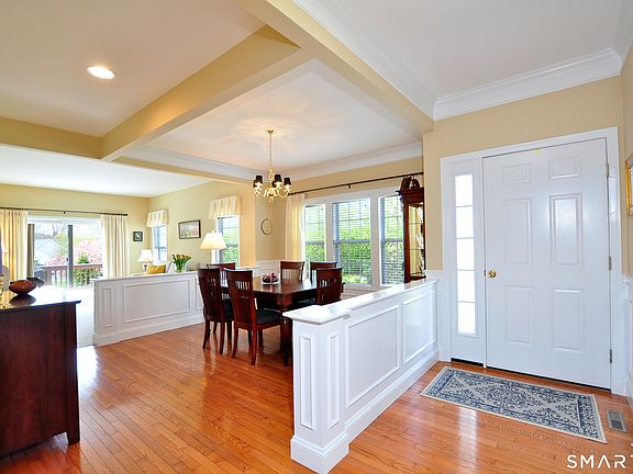 5th image of 14 Carlson Ridge Court #14