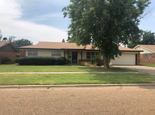 3101 W 20th St, Plainview, TX 79072