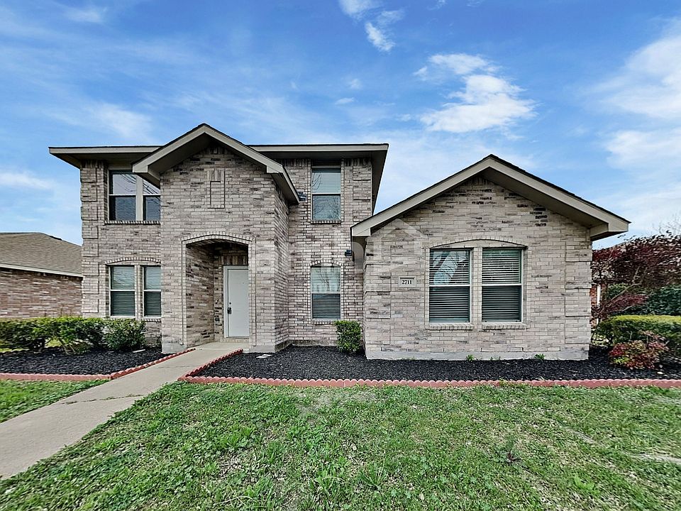 1st image of 2711 Gold Hill Dr
