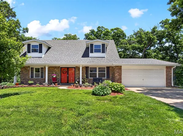 41 Spring Wood Dr, Saint Peters, MO 63376