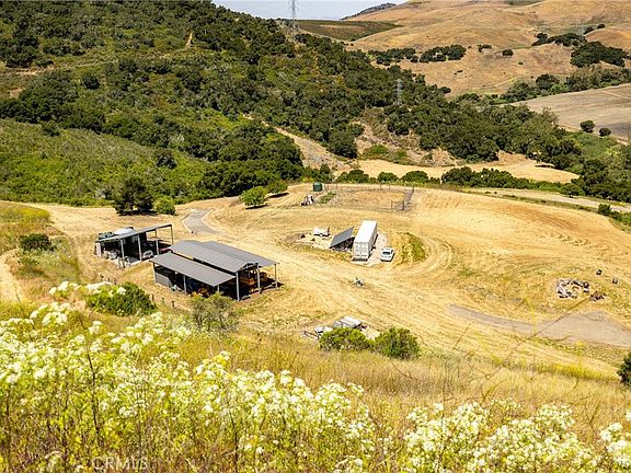 4th image of 680 Spring Canyon Ln
